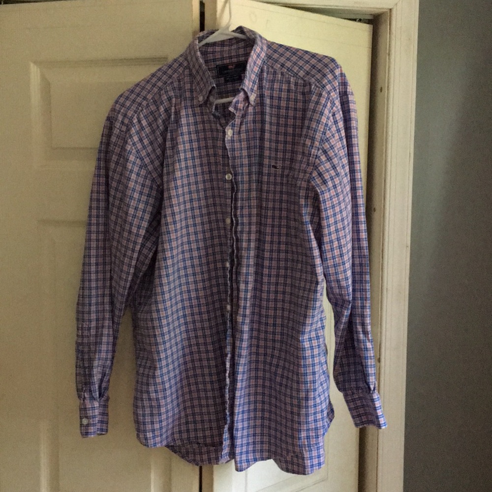 Vineyard vines whale shirt large